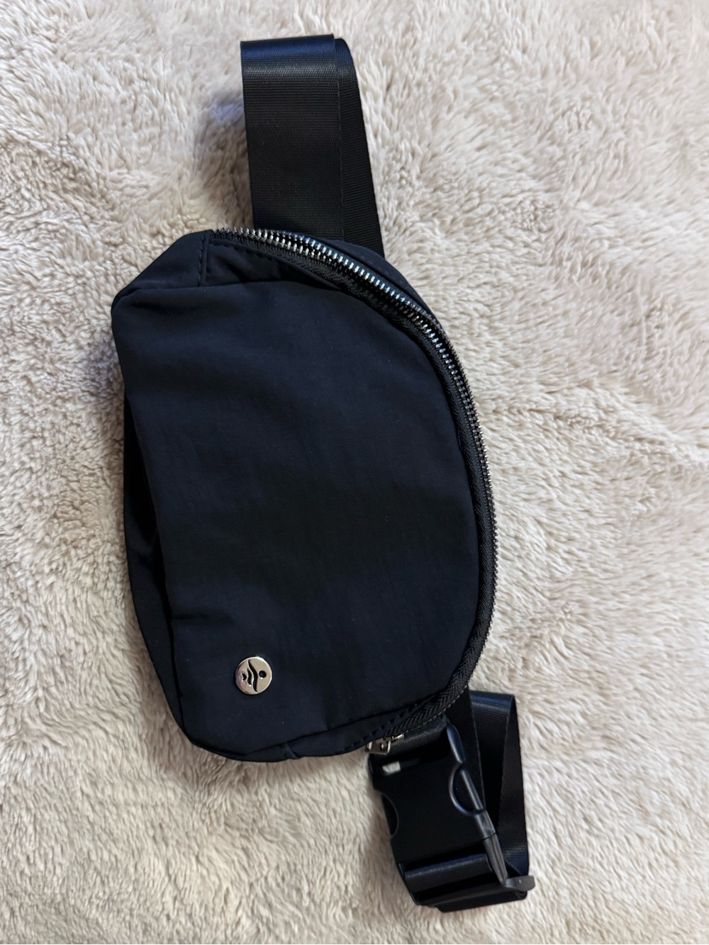 Halara Women’s Sling Crossbody/Fanny Bag